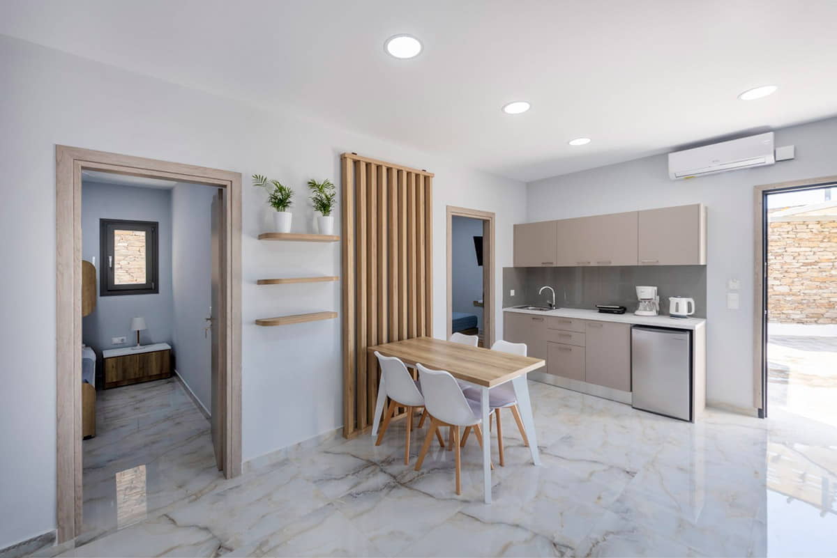 Peters Place Paros Resort